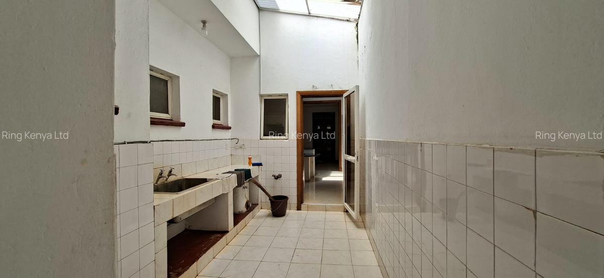 4 Bed Villa with En Suite at Kilimani - 15