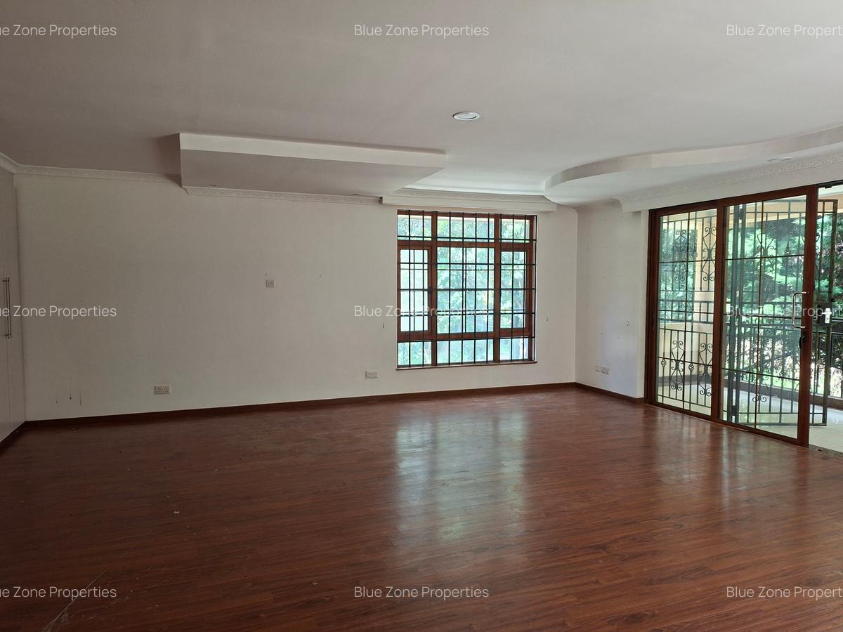 4 Bed Townhouse with En Suite at Off Mimosa Rd - 9