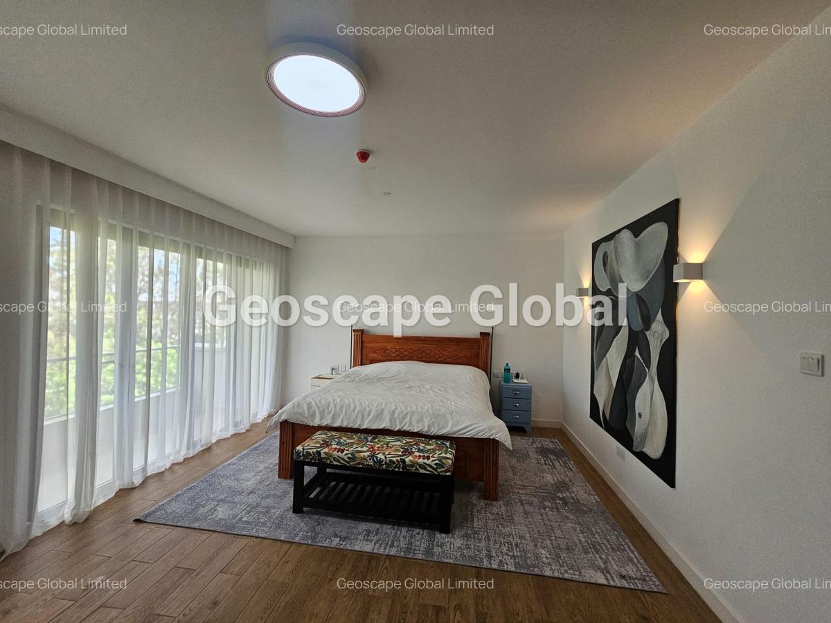 Furnished 4 Bed Apartment with En Suite in Rosslyn - 10