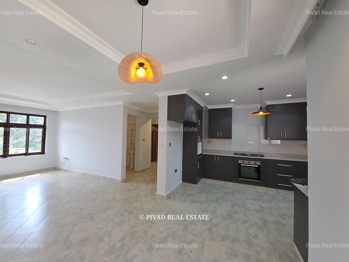 3 Bed Apartment with Garden at Thome Estate - 1