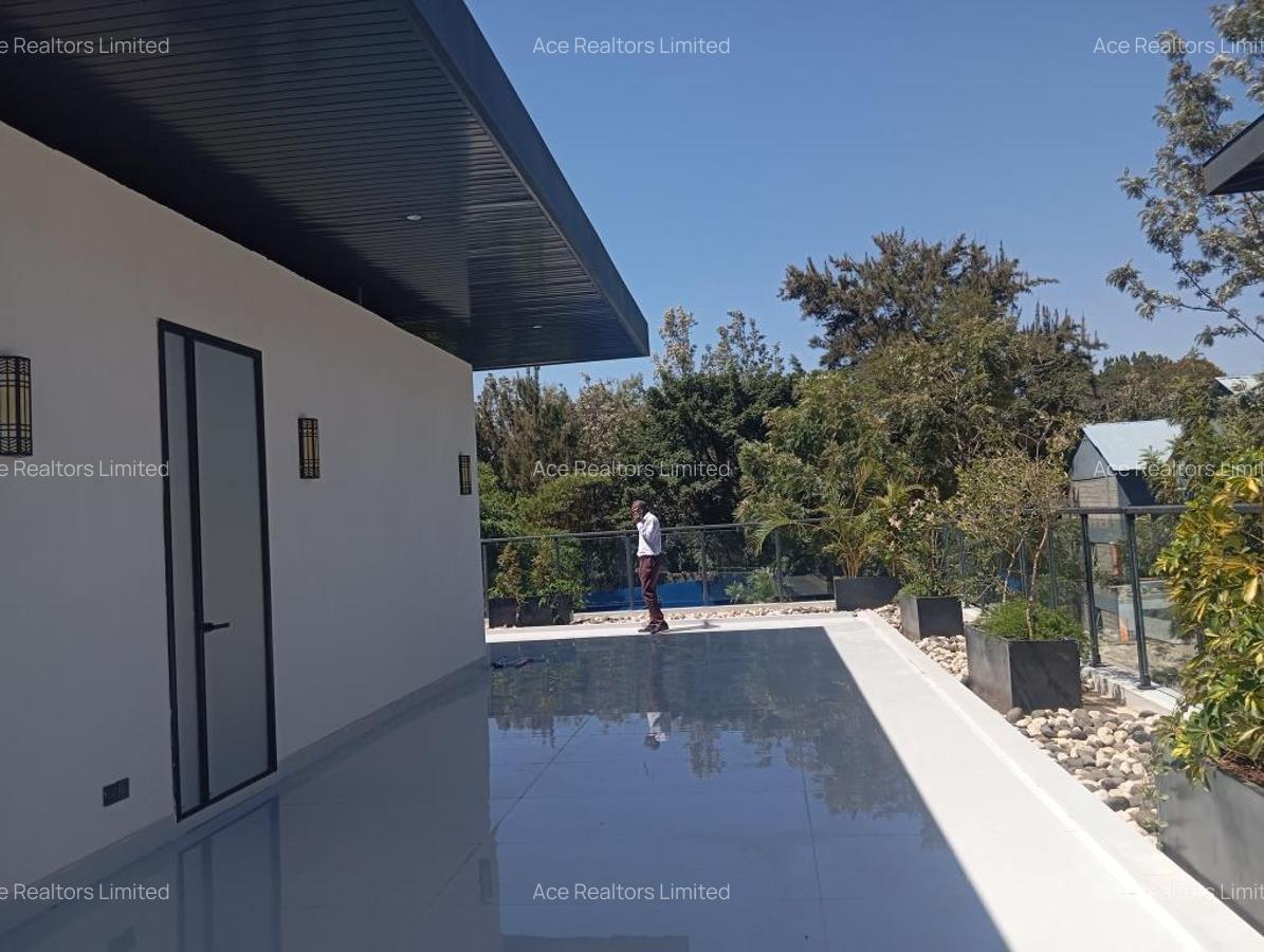 5 Bed Villa with En Suite at Jacaranda Avenue Nairobi - 17