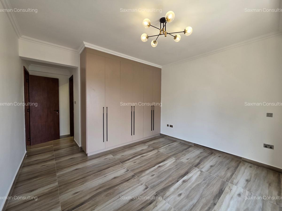 2 Bed Apartment with En Suite in Westlands Area - 12