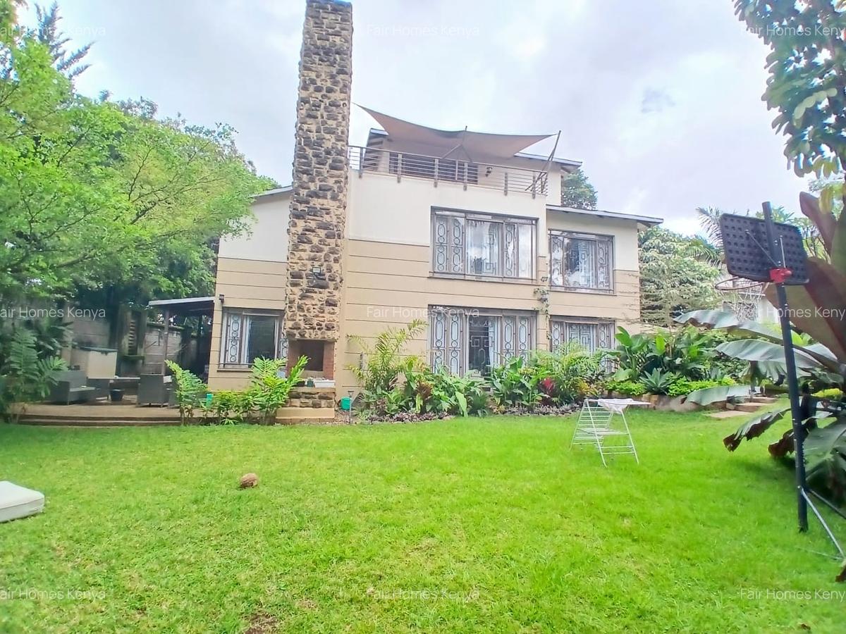 5 Bed Townhouse with En Suite at Lavington Green - 2