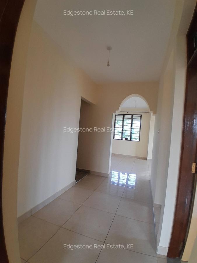 2 Bed Apartment with En Suite in Mtwapa - 6