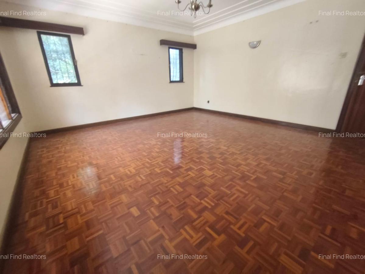 4 Bed House with Garden in Runda - 10