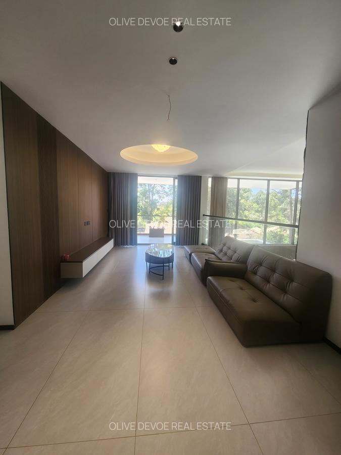 5 Bed Villa with En Suite in Lavington - 16