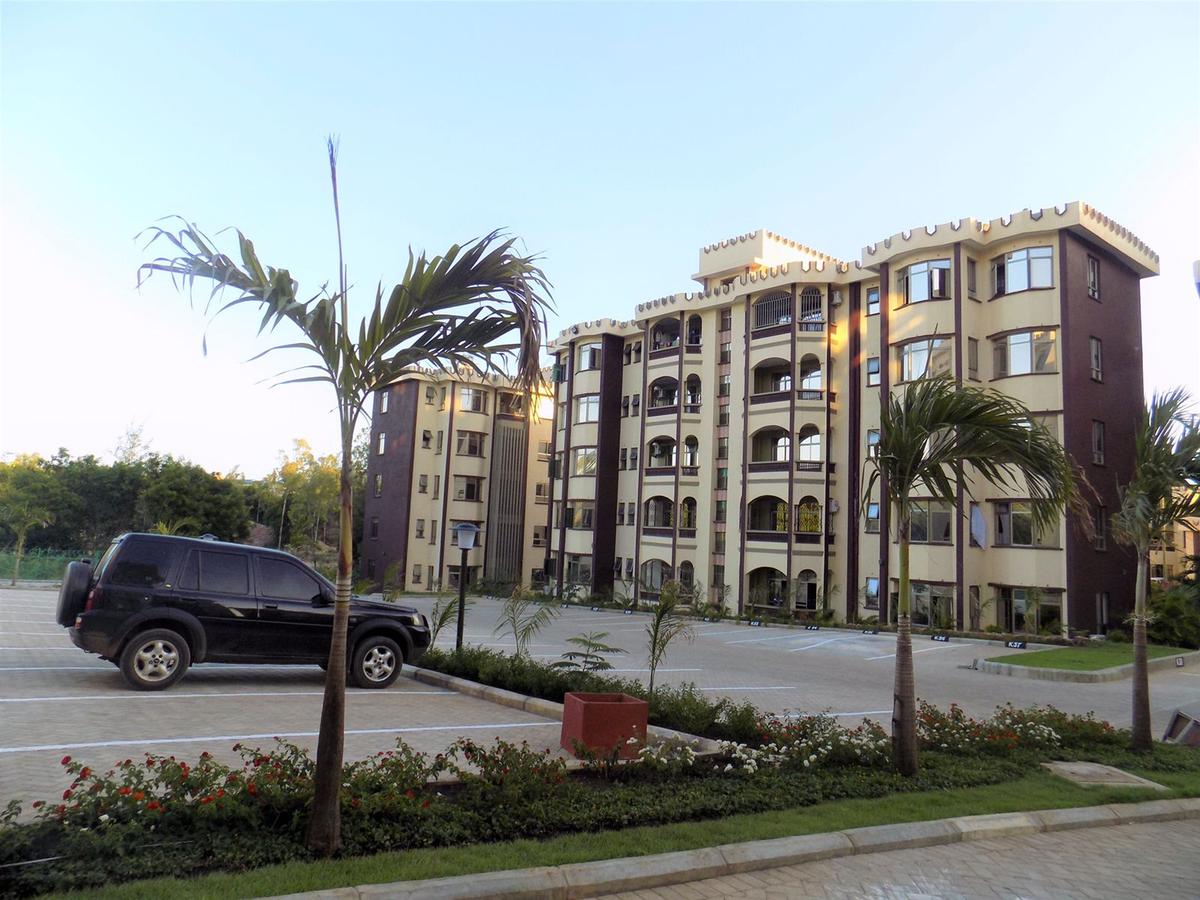 Serviced 3 Bed Apartment with En Suite in Shanzu - 15