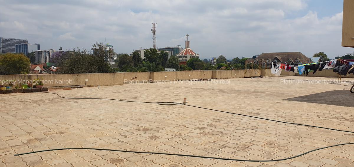 3 Bed Apartment with En Suite at Church Road - 20