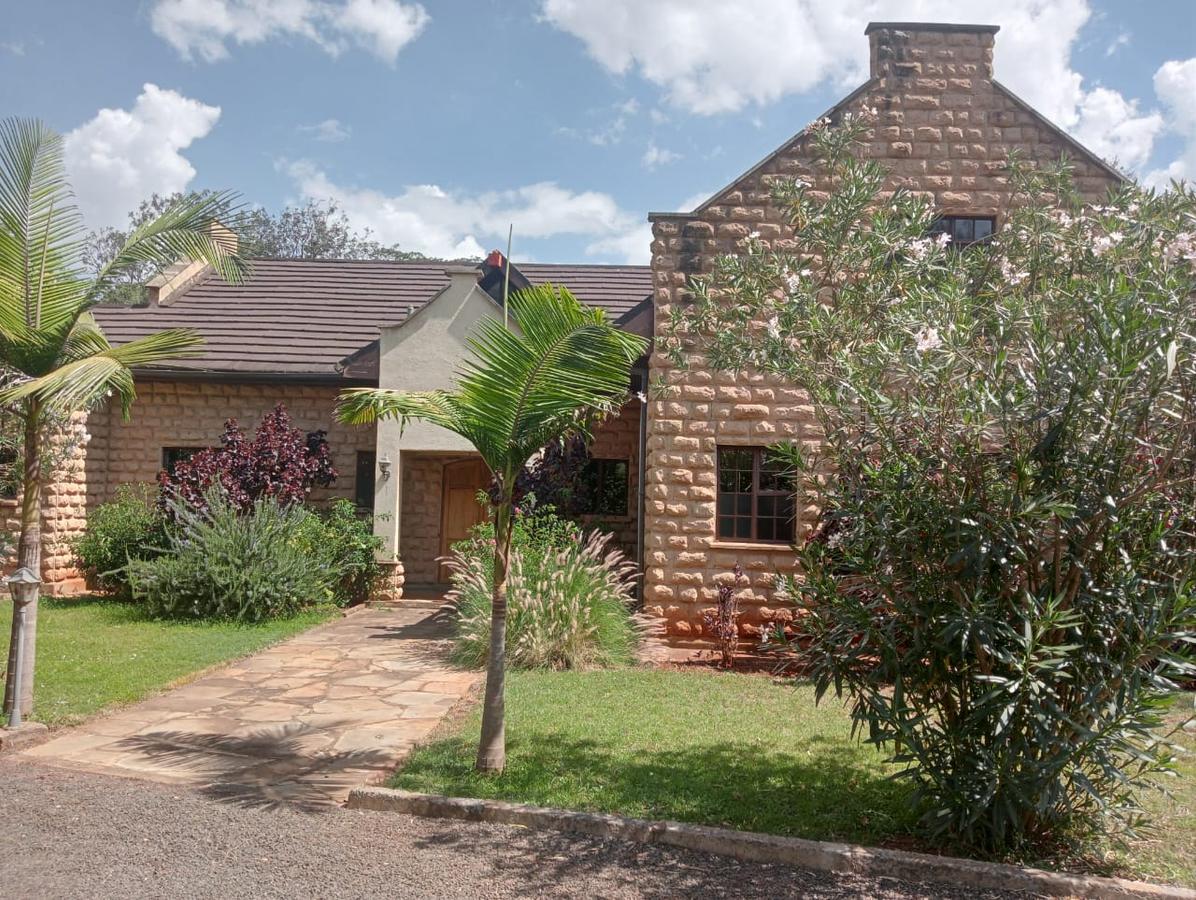 5 Bed House with En Suite in Karen - 1