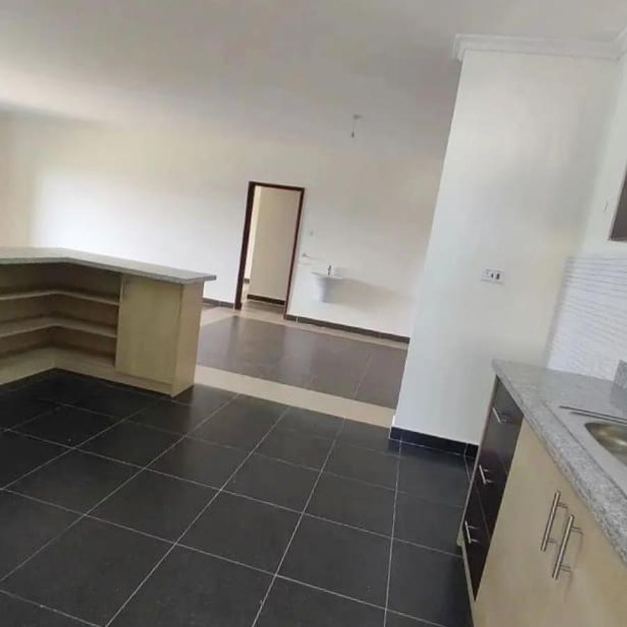 2 Bed Apartment with En Suite at Hatheru Road - 3