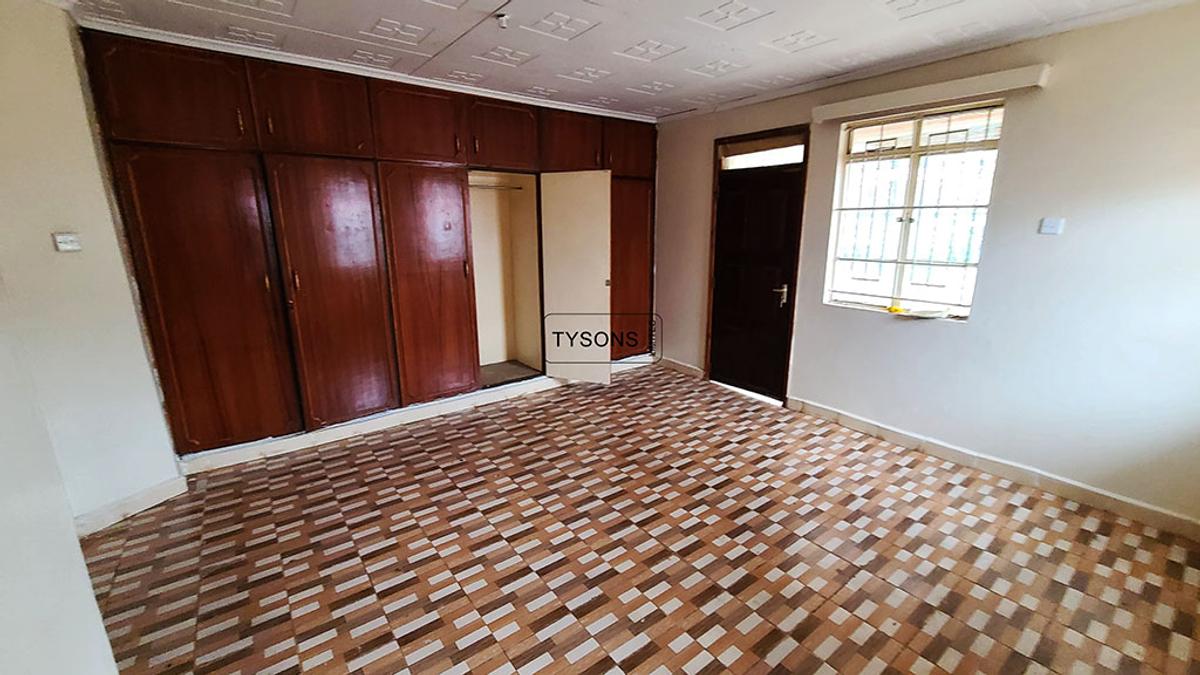 5 Bed House with En Suite in Kangemi - 7