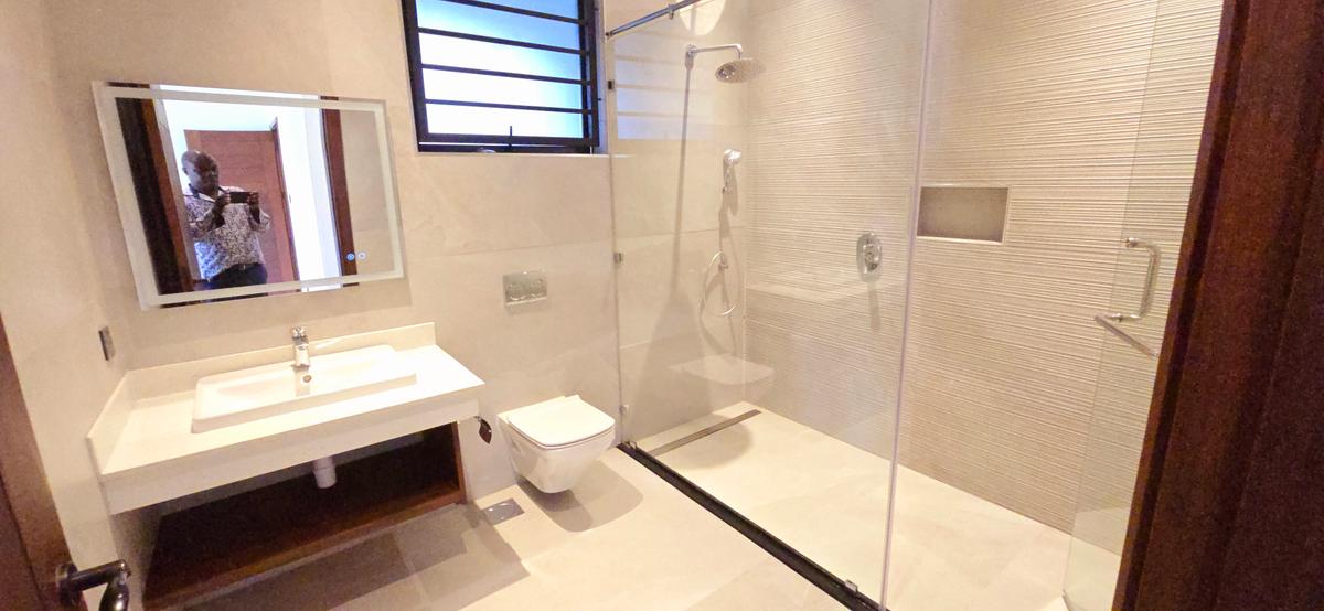 5 Bed House with En Suite at Eliud Mathu - 14