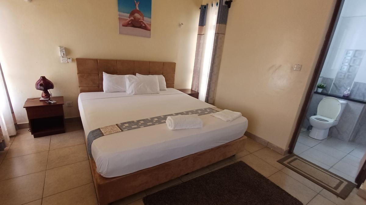 Serviced 3 Bed Apartment with En Suite at Behind Citymall - 15