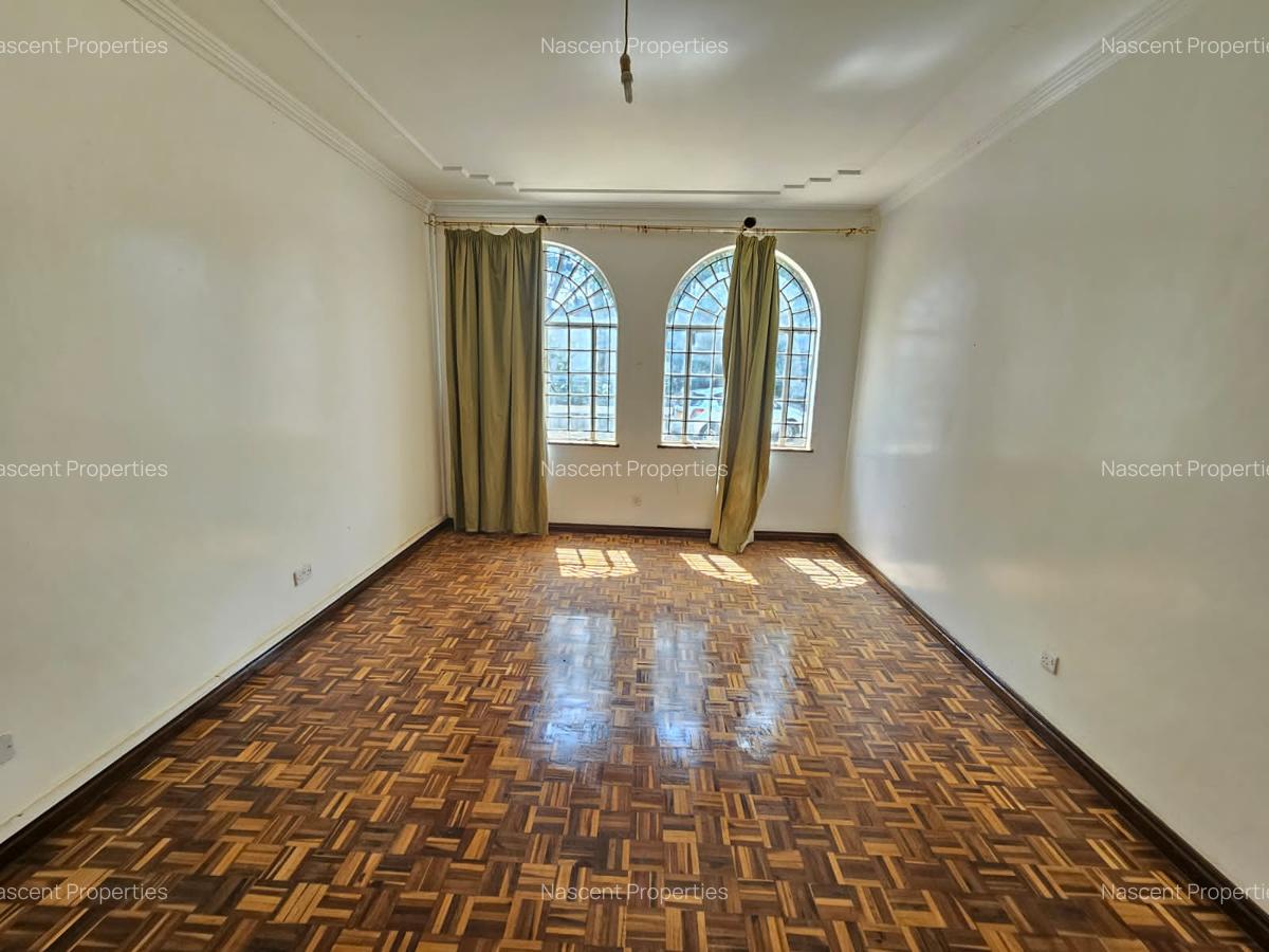 5 Bed House with En Suite in Loresho - 15