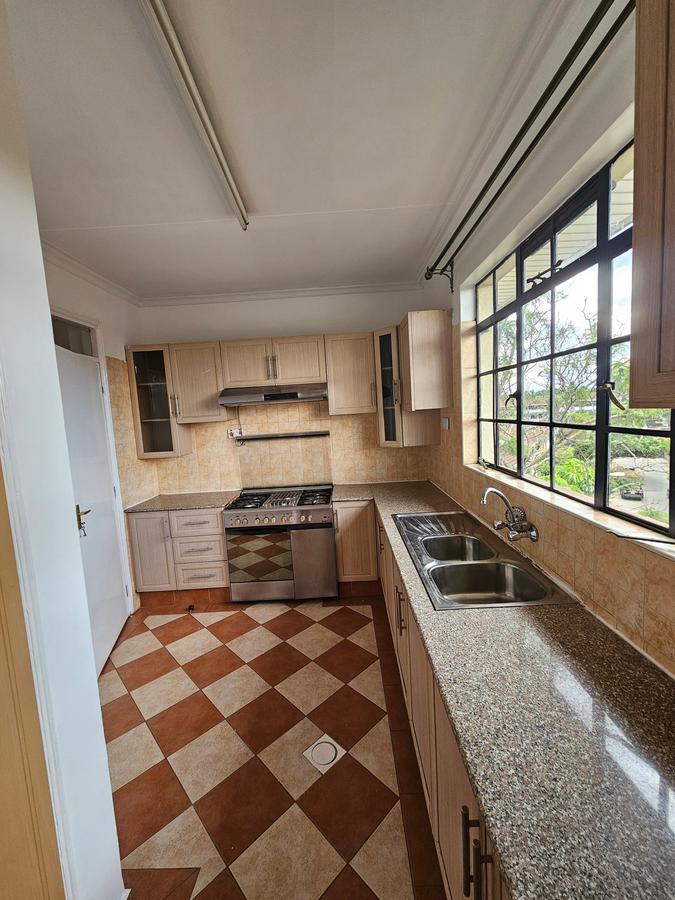 2 Bed Apartment with En Suite at Kilimani - 9