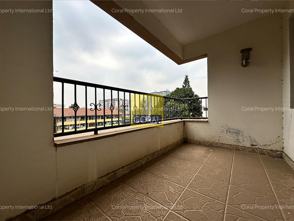 4 Bed Apartment in Parklands - 13