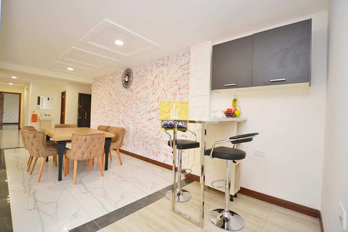 3 Bed Apartment with En Suite in Lavington - 5