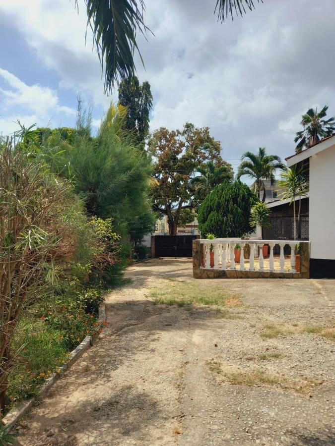 3 Bed House with En Suite in Nyali Area - 3