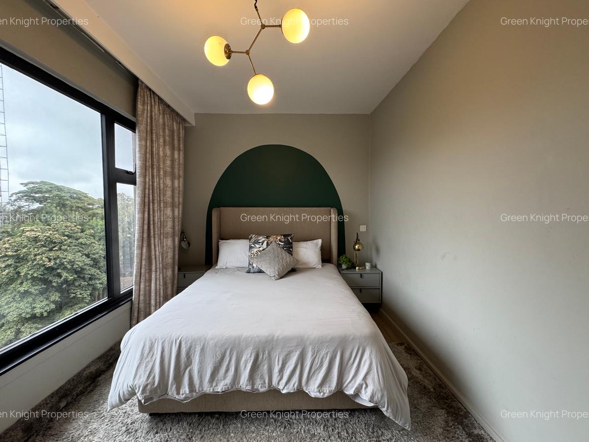 Serviced 2 Bed Apartment with En Suite in Lavington - 16