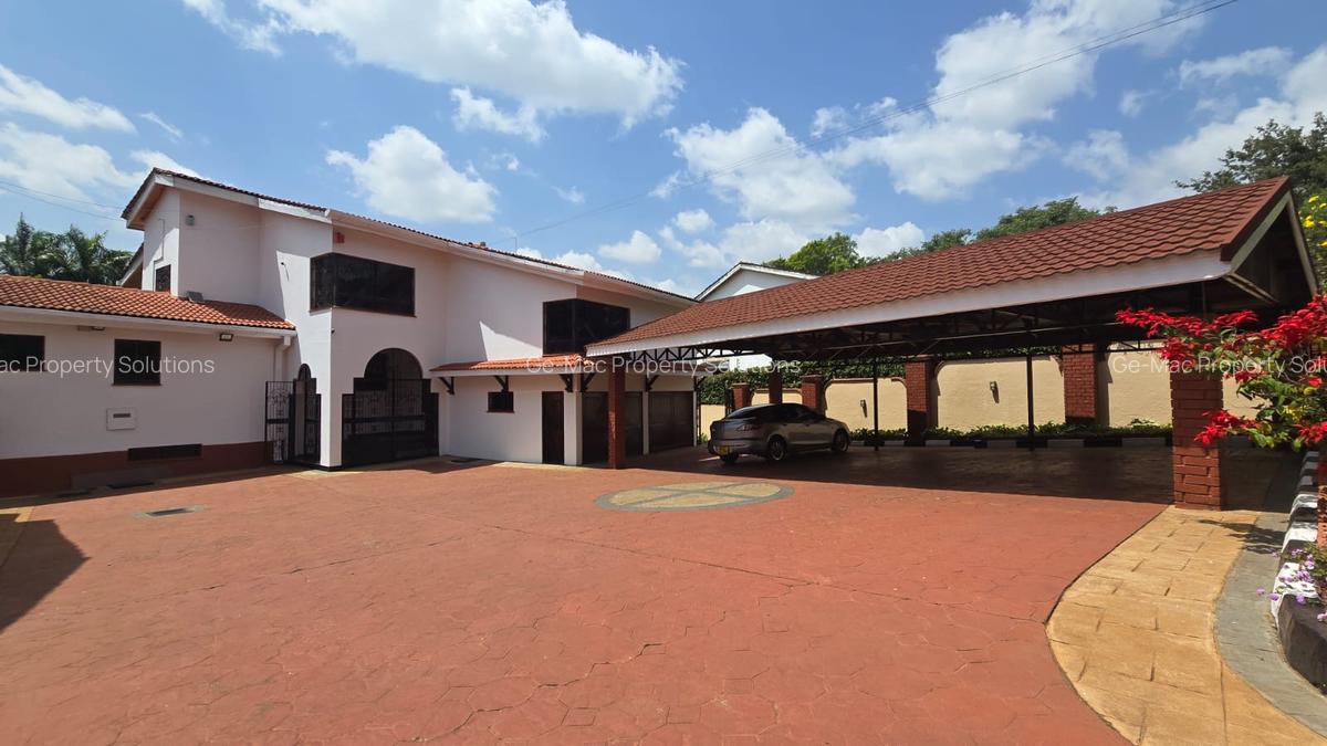 6 Bed House with En Suite in Gigiri - 2