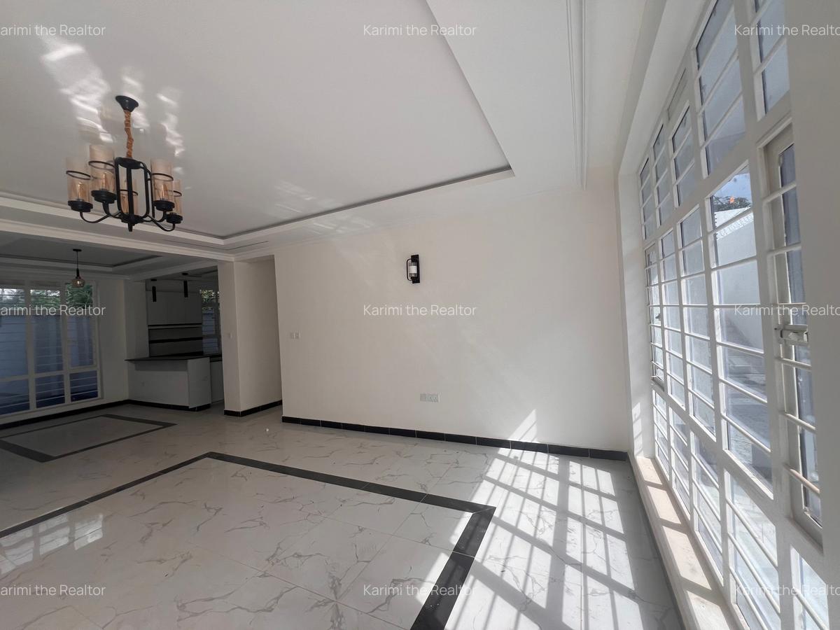 4 Bed Townhouse with En Suite in Ruiru - 2