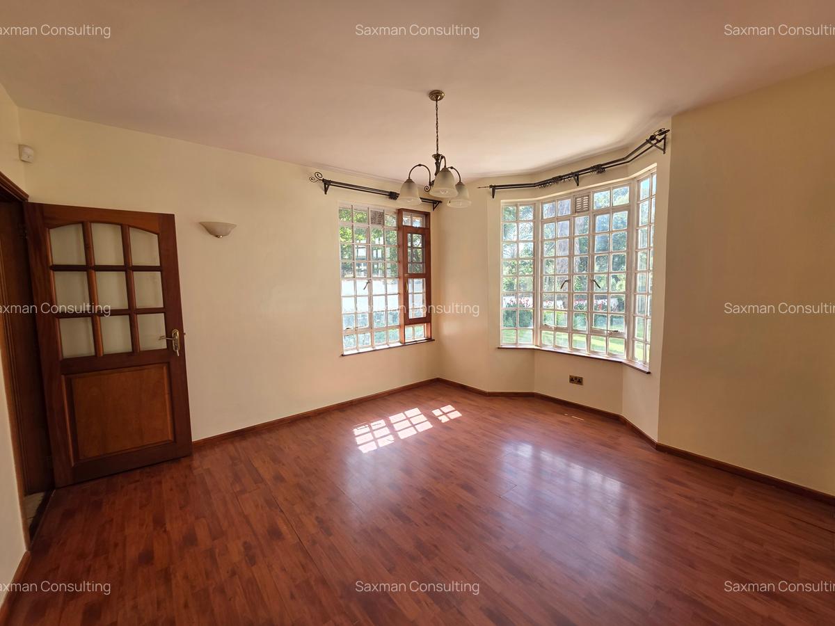 5 Bed Villa with En Suite in Runda - 14