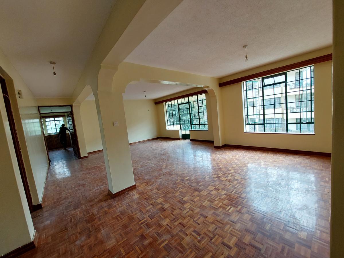 3 Bed Apartment with En Suite at Mbaazi Avenue - 9