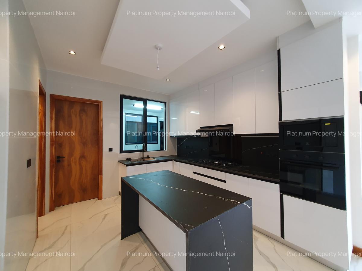 2 Bed Apartment with En Suite at Westlands - 5