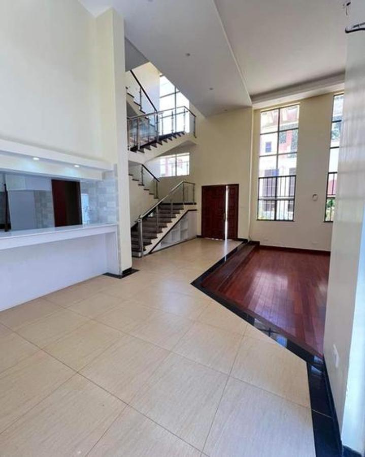 5 Bed Townhouse with En Suite at Chalbi Drive - 2