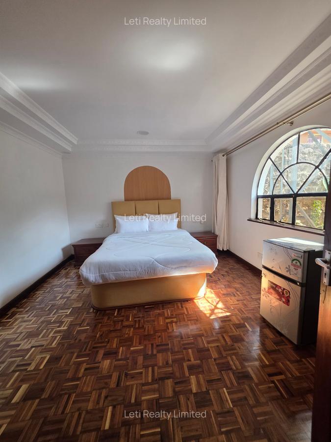 6 Bed Townhouse with En Suite in Langata - 9