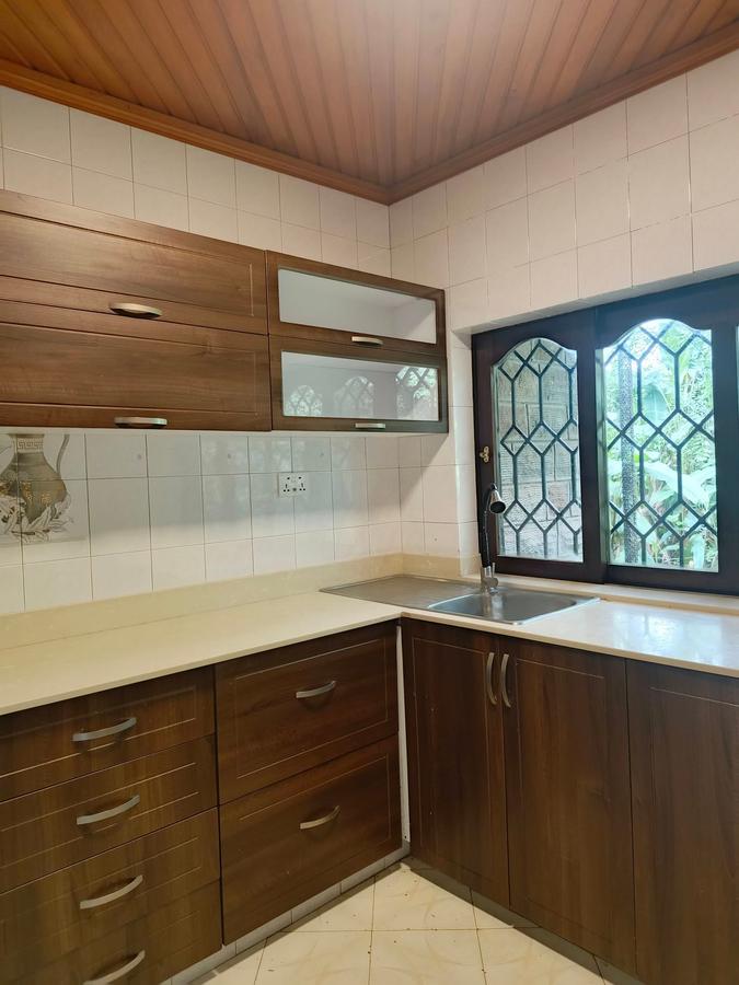 2 Bed House with En Suite in Kitisuru - 12