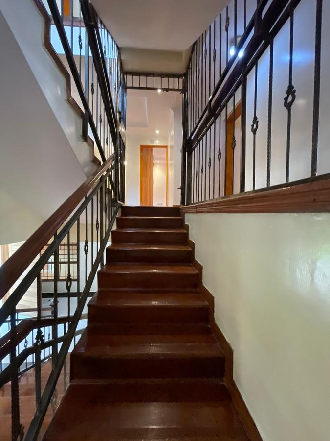 5 Bed Townhouse with En Suite in Lavington - 5