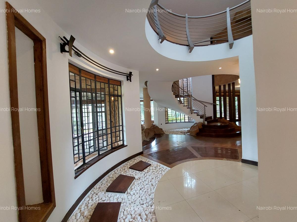 5 Bed Townhouse with En Suite at Lake View - 20