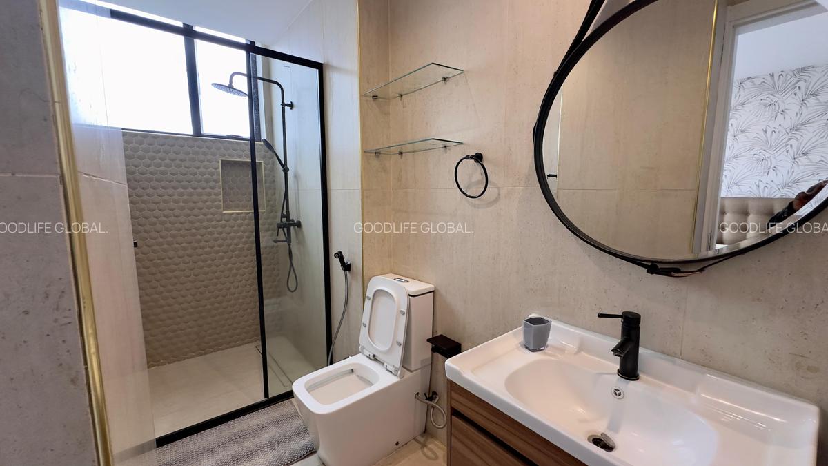 3 Bed Apartment with En Suite at Brookside - 13