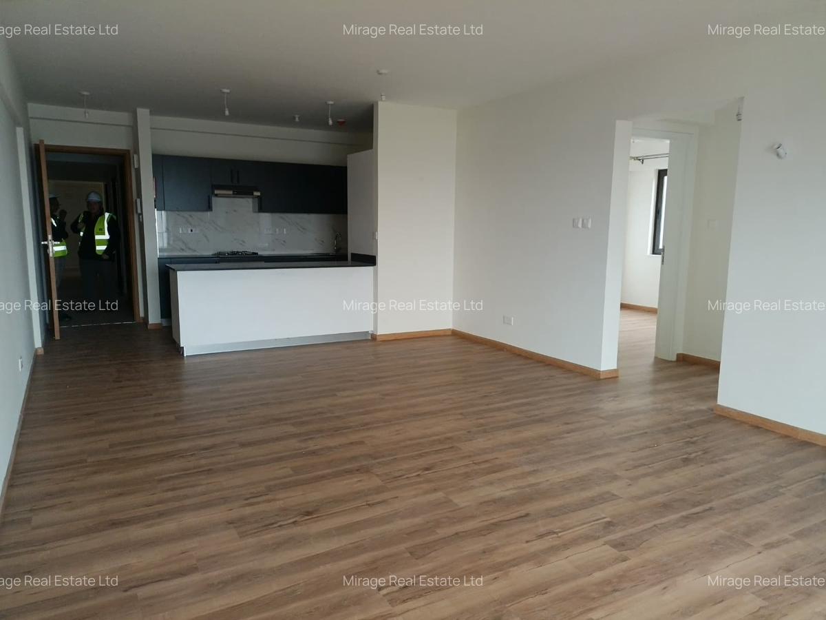 2 Bed Apartment with Swimming Pool in Garden Estate - 3
