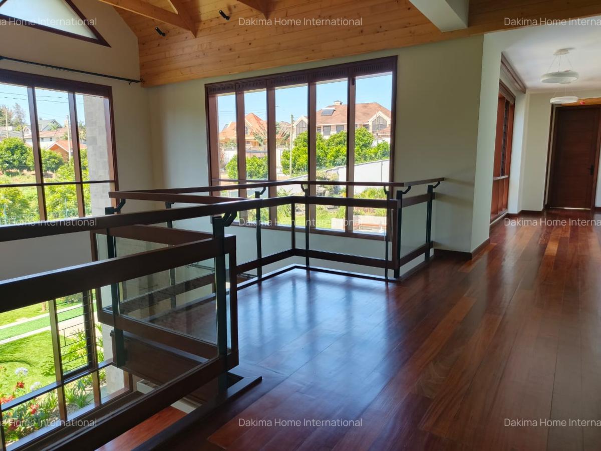 4 Bed House with En Suite in Runda - 13