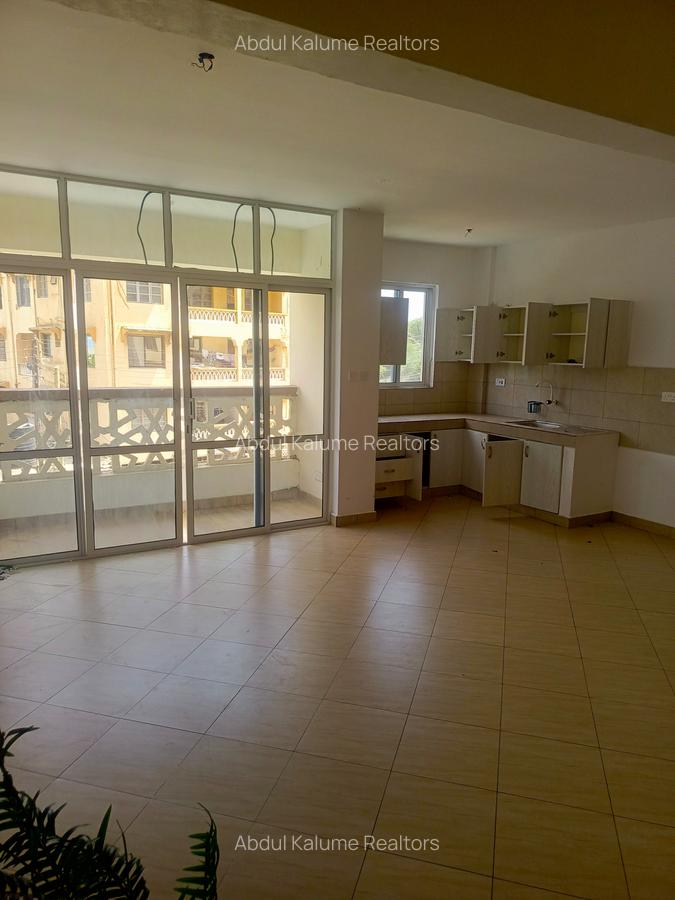 Serviced 2 Bed Apartment with En Suite at Bamburi - 2