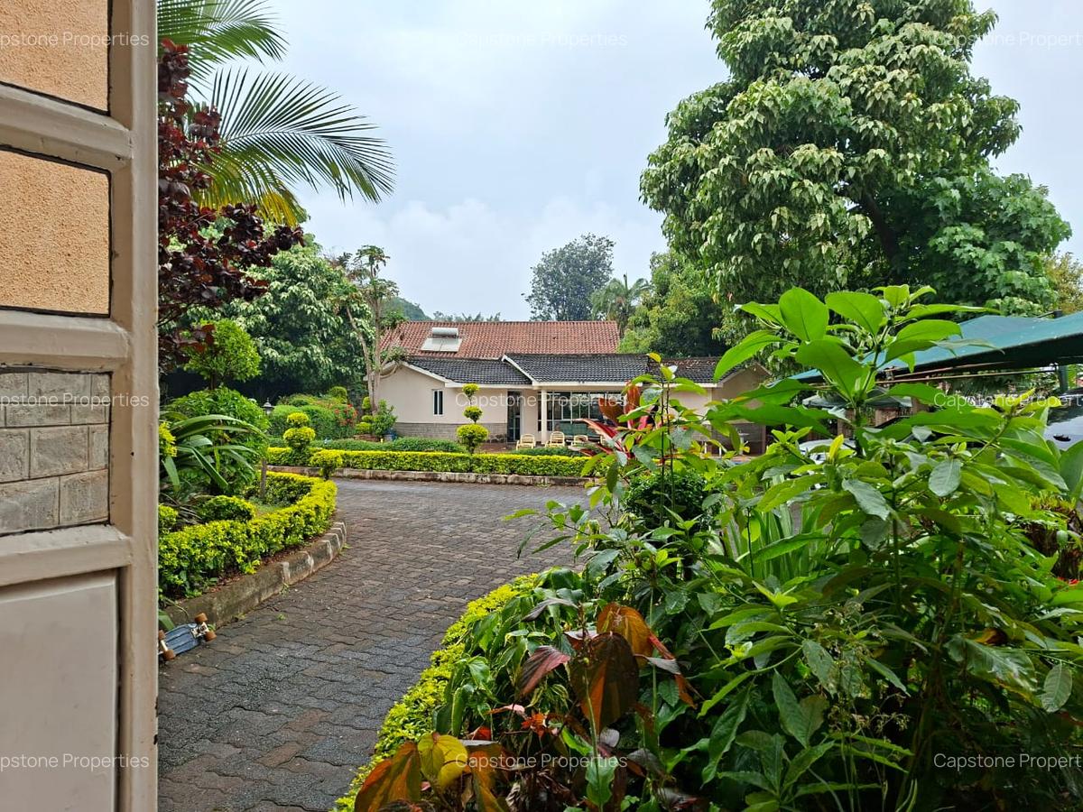 Furnished 2 Bed Apartment with En Suite in Rosslyn - 7