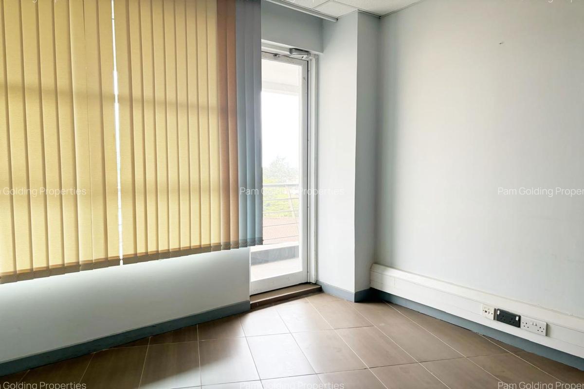 Office with Parking in Westlands Area - 4