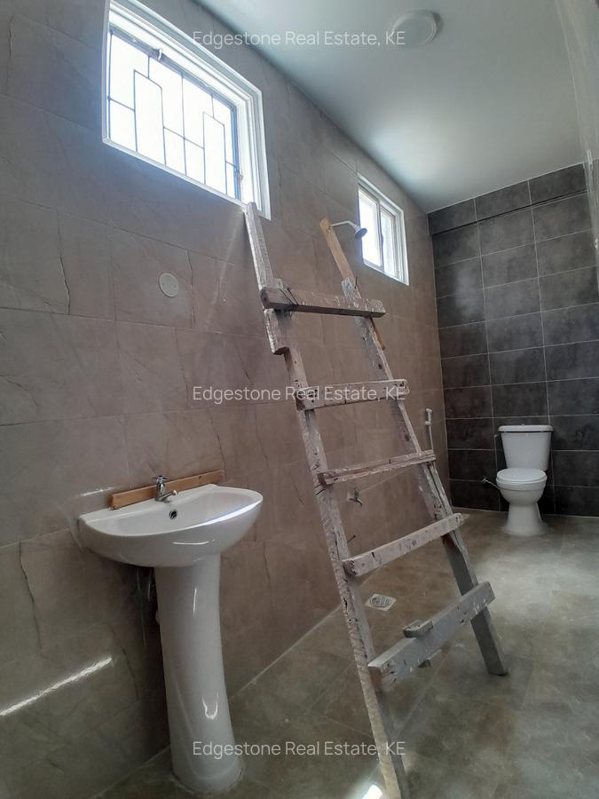 3 Bed Apartment with En Suite in Tudor - 18