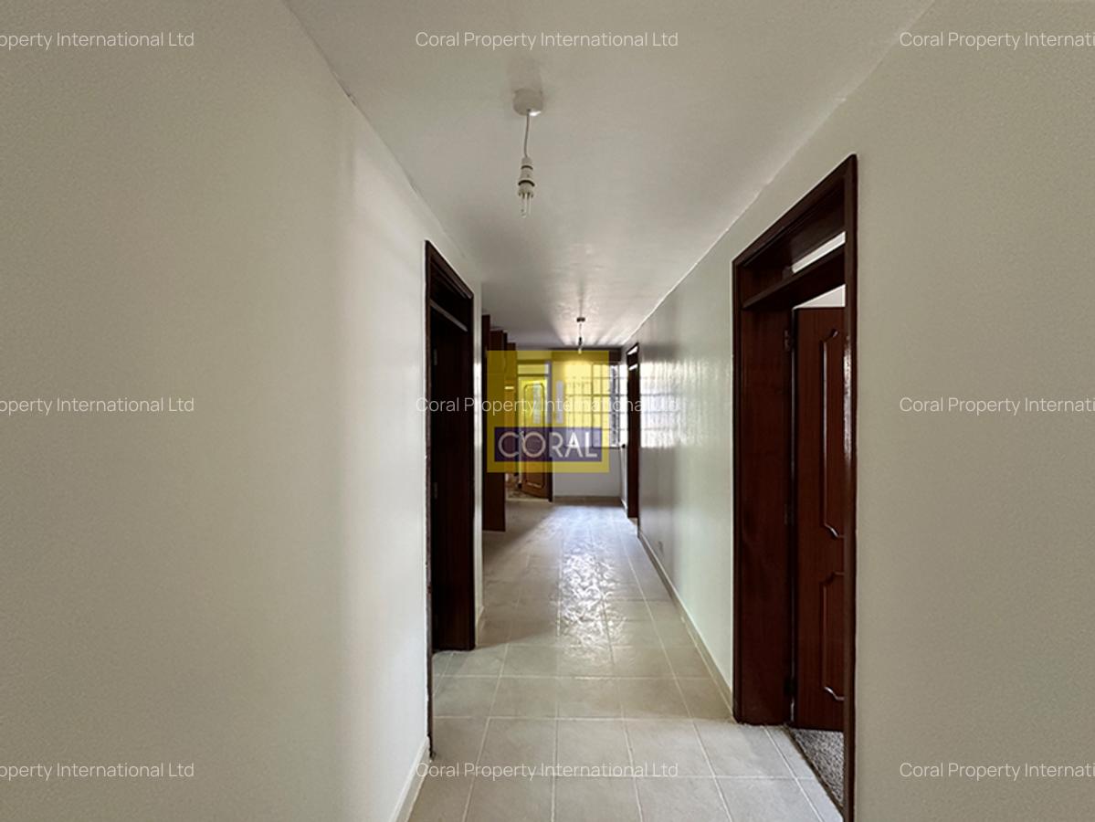 4 Bed Apartment in Westlands Area - 8