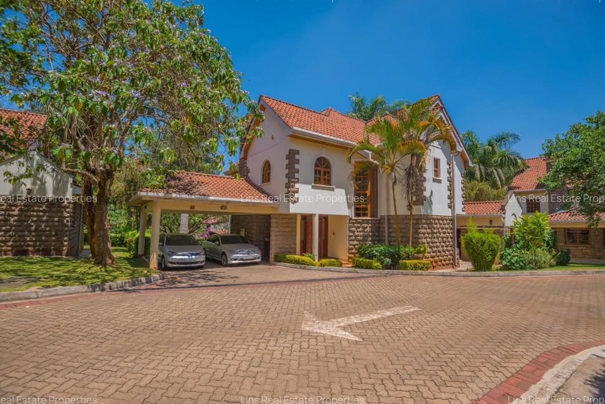 4 Bed Townhouse with En Suite in Lavington - 1