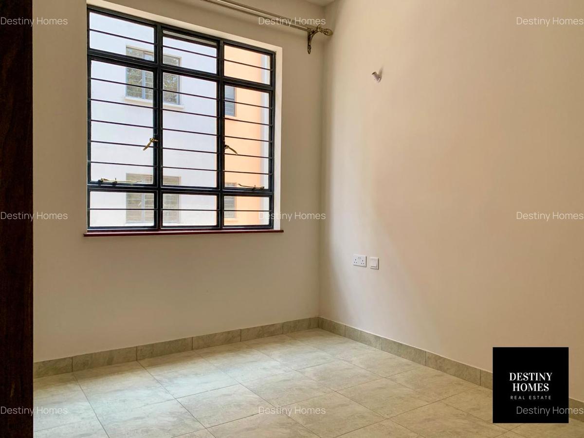 2 Bed Apartment with En Suite in Mombasa Road - 3