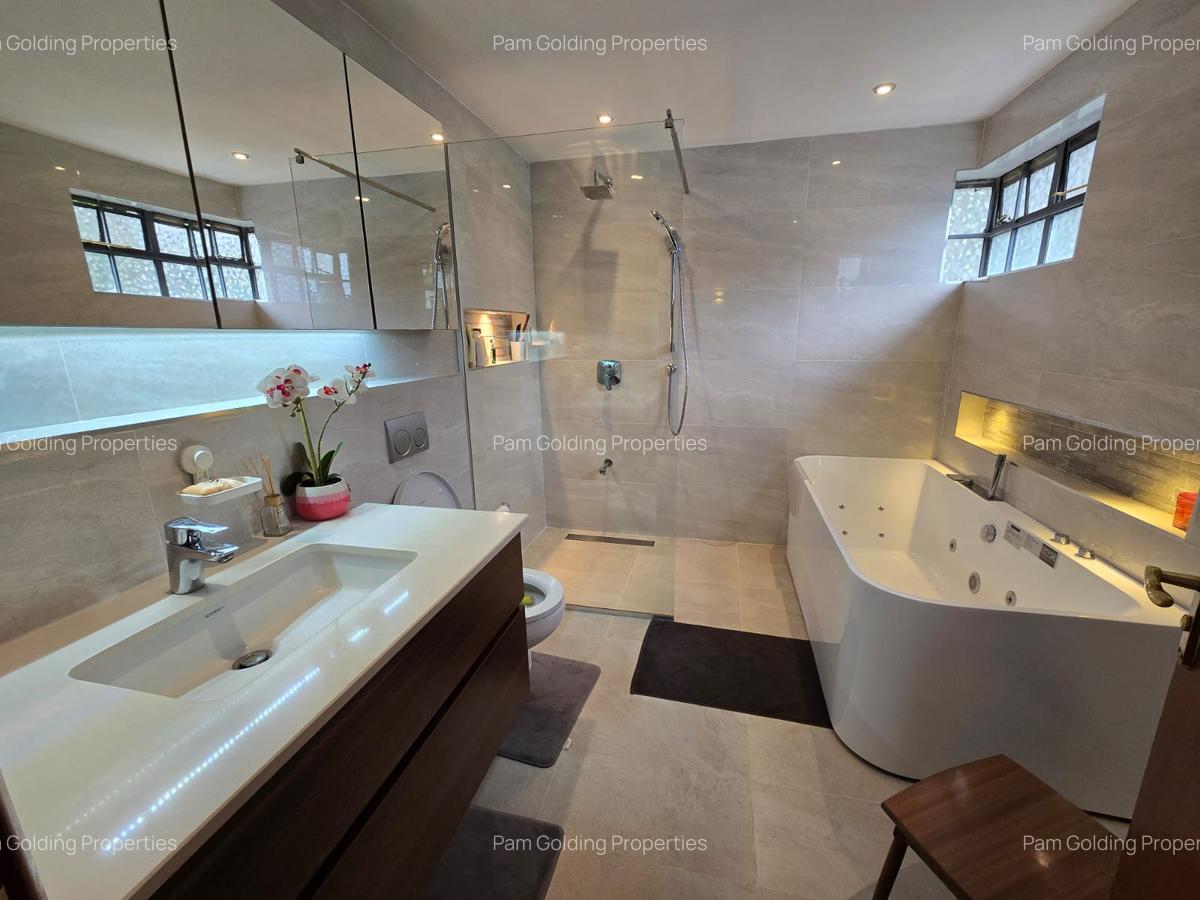 4 Bed Apartment with En Suite at Mogotio Road - 13