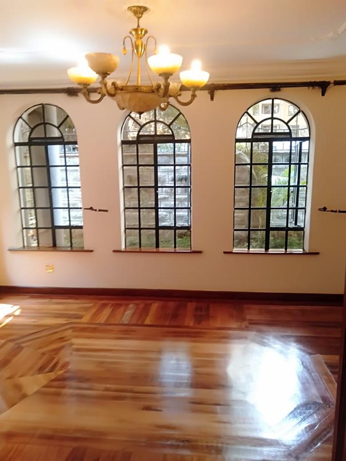 5 Bed Townhouse with En Suite at Kilimani - 4