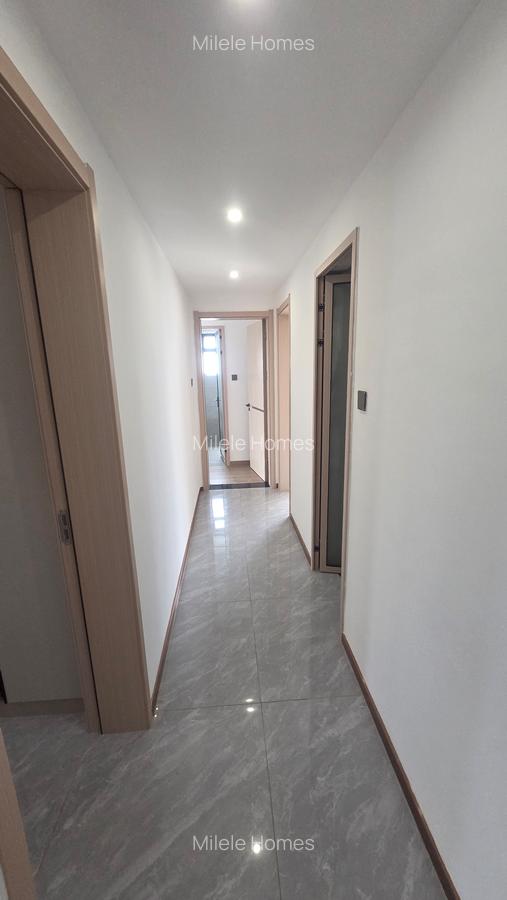 Serviced 3 Bed Apartment with En Suite at Riverside Drive - 10