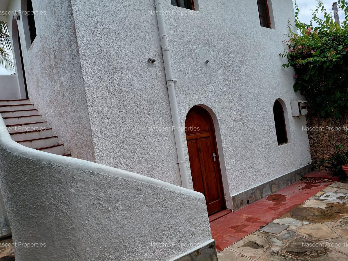 4 Bed House with En Suite in Watamu - 7