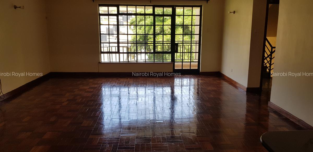 2 Bed Apartment with En Suite at Riveside Drive - 8