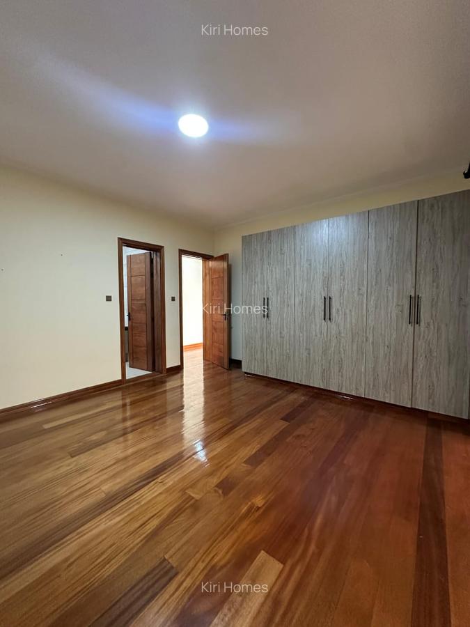 6 Bed Townhouse with En Suite in Loresho - 3