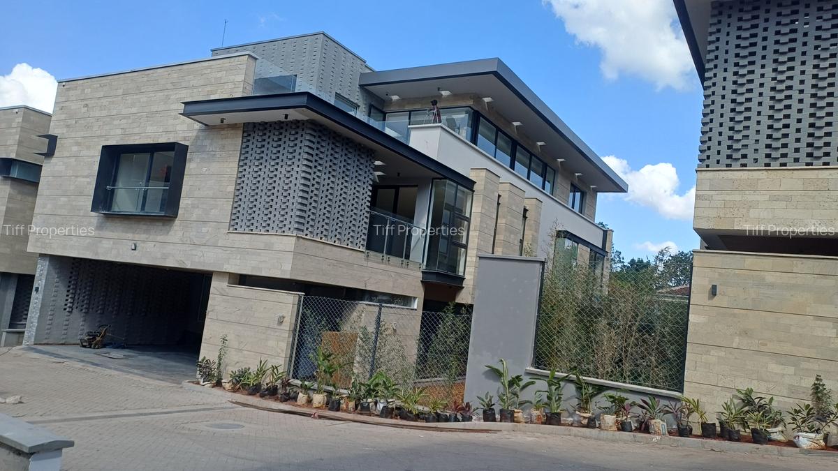 5 Bed Townhouse in Westlands Area - 3